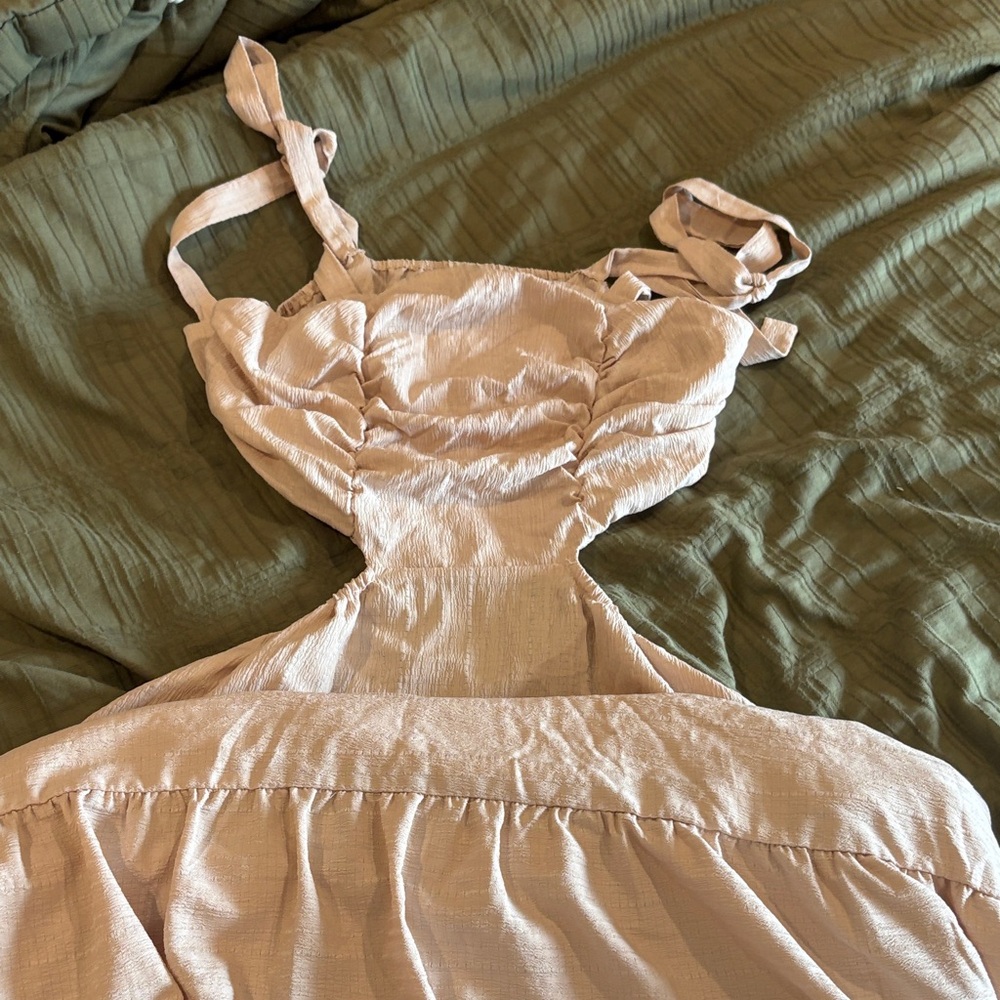 SHEIN Curve OXL Beige Dress